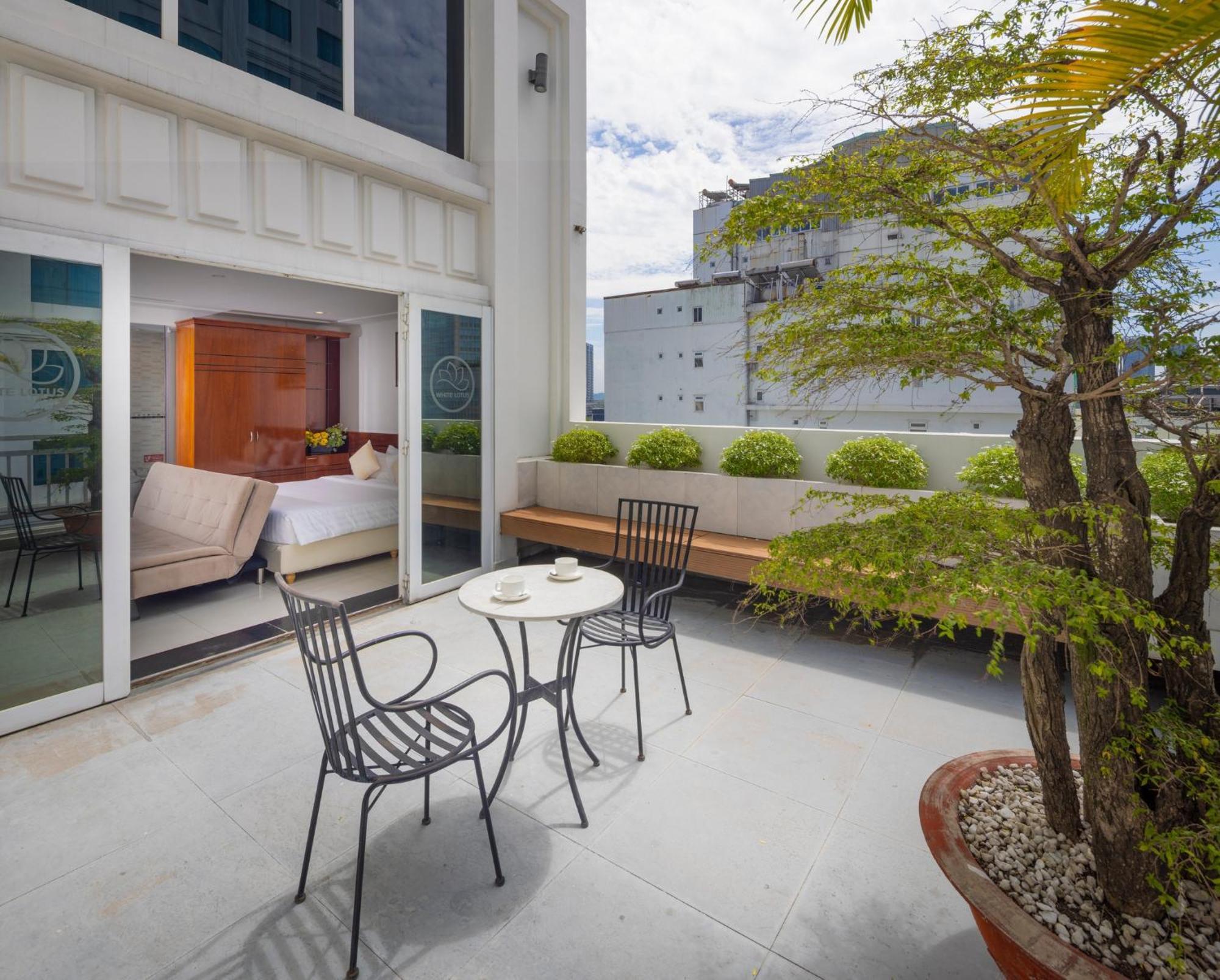White Lotus Hotel Saigon Ho Chi Minh City Exterior photo