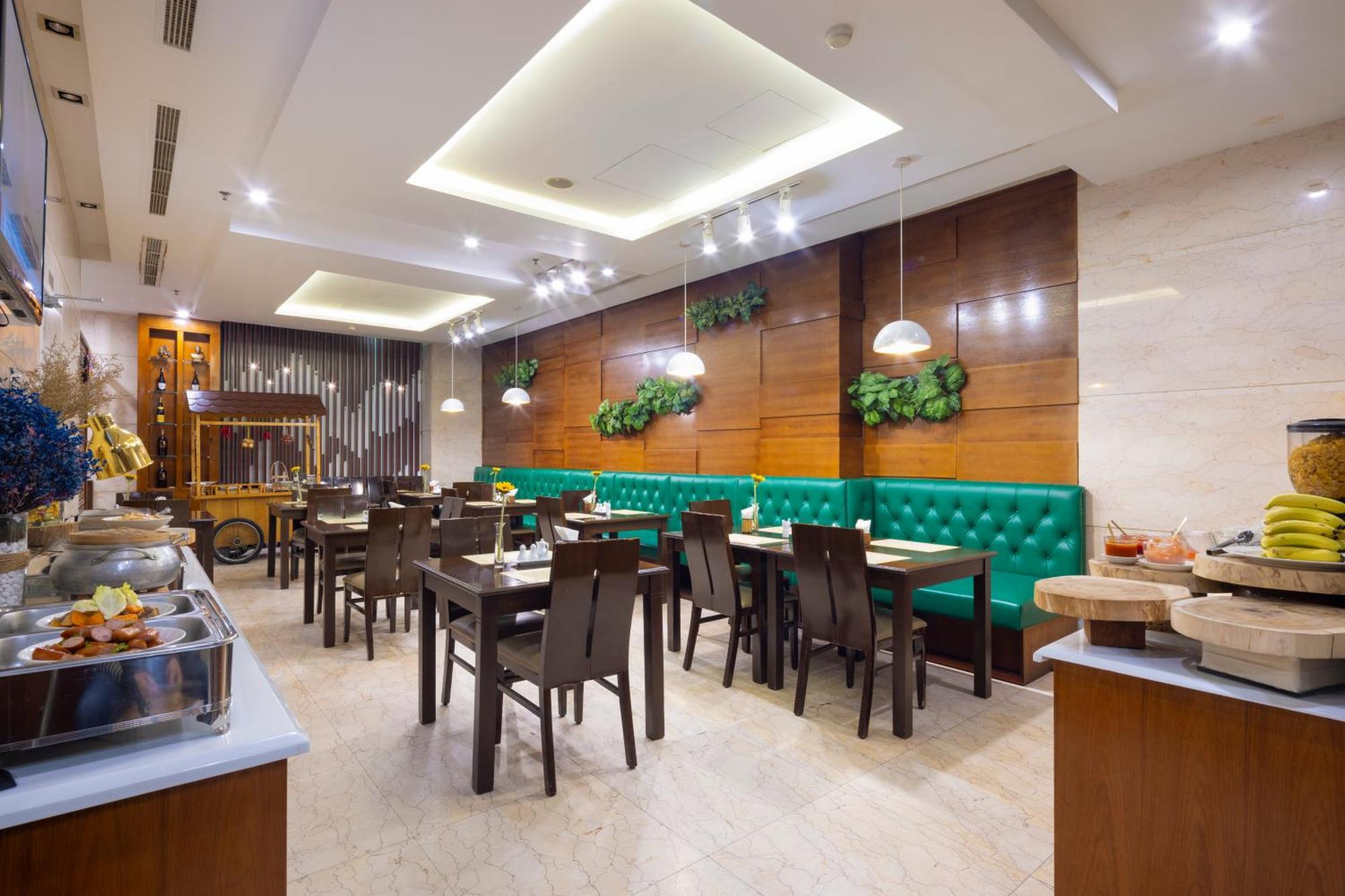 White Lotus Hotel Saigon Ho Chi Minh City Exterior photo