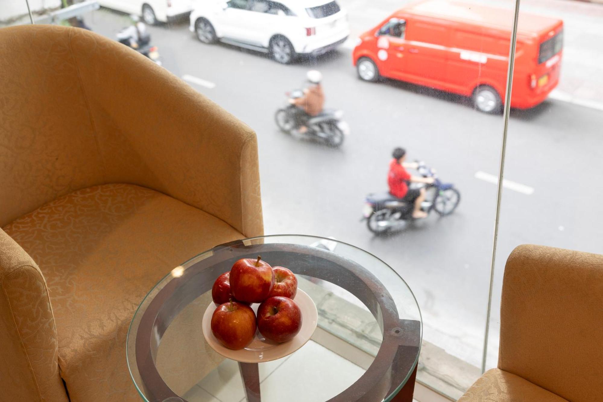 White Lotus Hotel Saigon Ho Chi Minh City Exterior photo